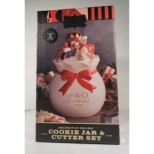 F A O Schwarz Cookie Jar & Cookie Cutter Set Decorative Holiday New
